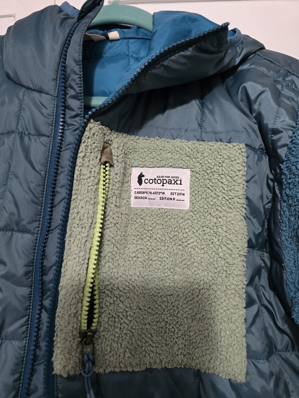 Cotopaxi Jacket Full Zip - Picture 3 of 6